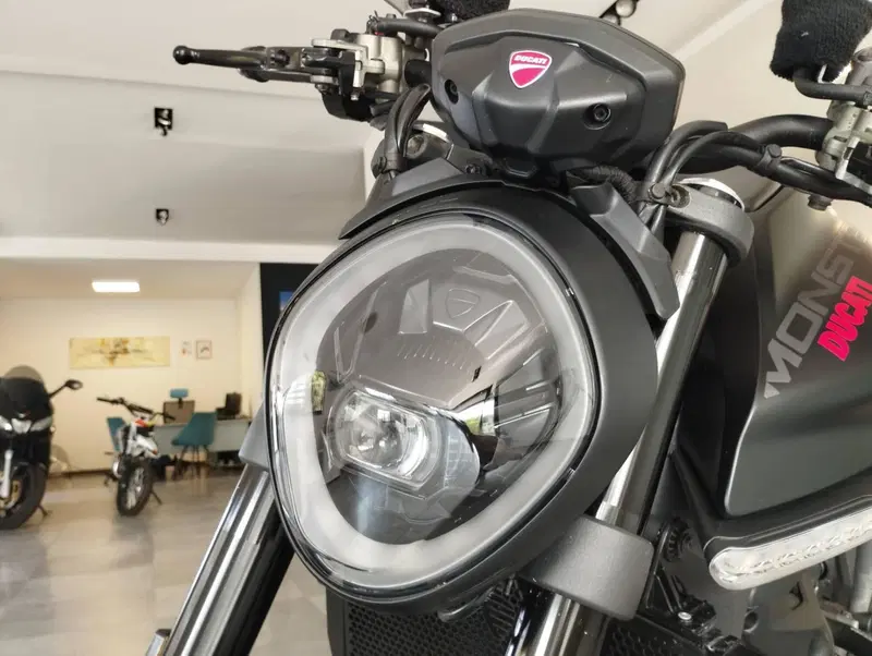 Ducati Monster 937 (2021 - 25) (16)
