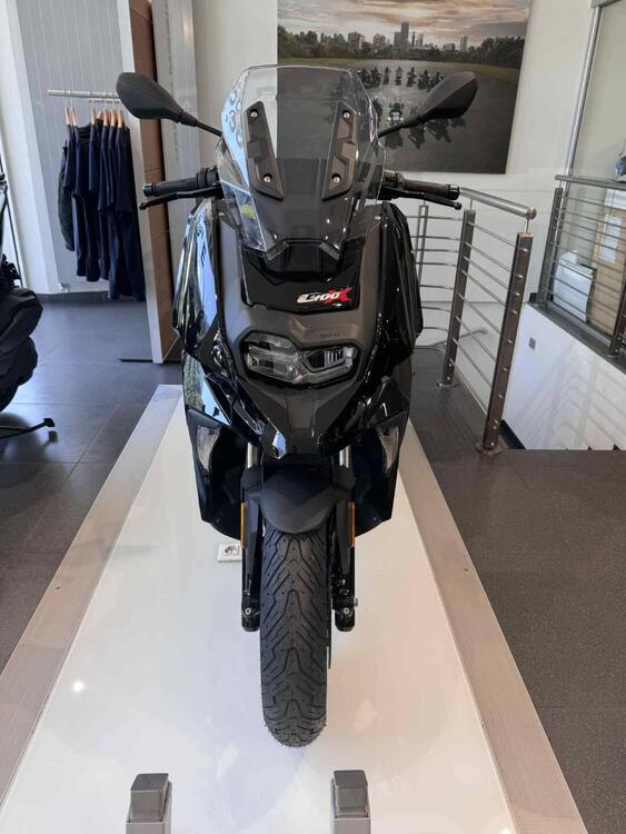 Bmw C 400 X (2025) (2)