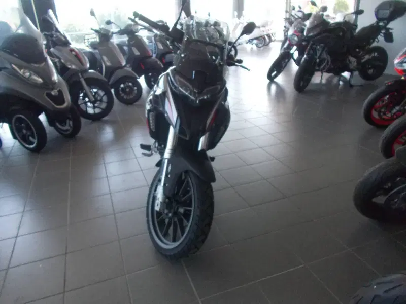 Benelli TRK 251 (2019 - 20) (4)