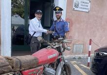 Moto rubata: passano 36 anni e i Carabinieri la ritrovano, è un modello che sorprende