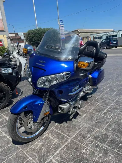 Honda GL 1800 Gold Wing (2006) usata