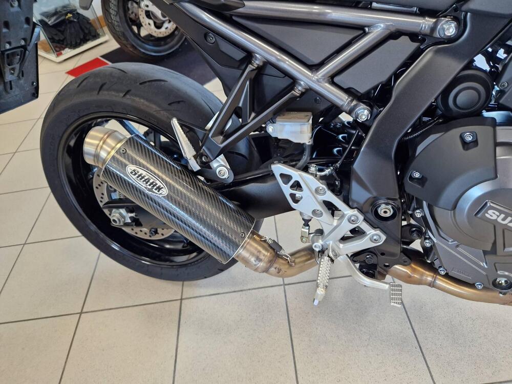 Suzuki GSX-8S (2023 - 24) (4)