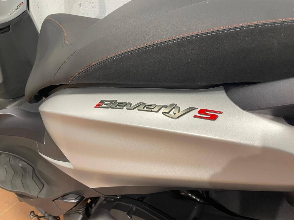Piaggio Beverly 400 ABS-ASR (2021 - 24) (3)