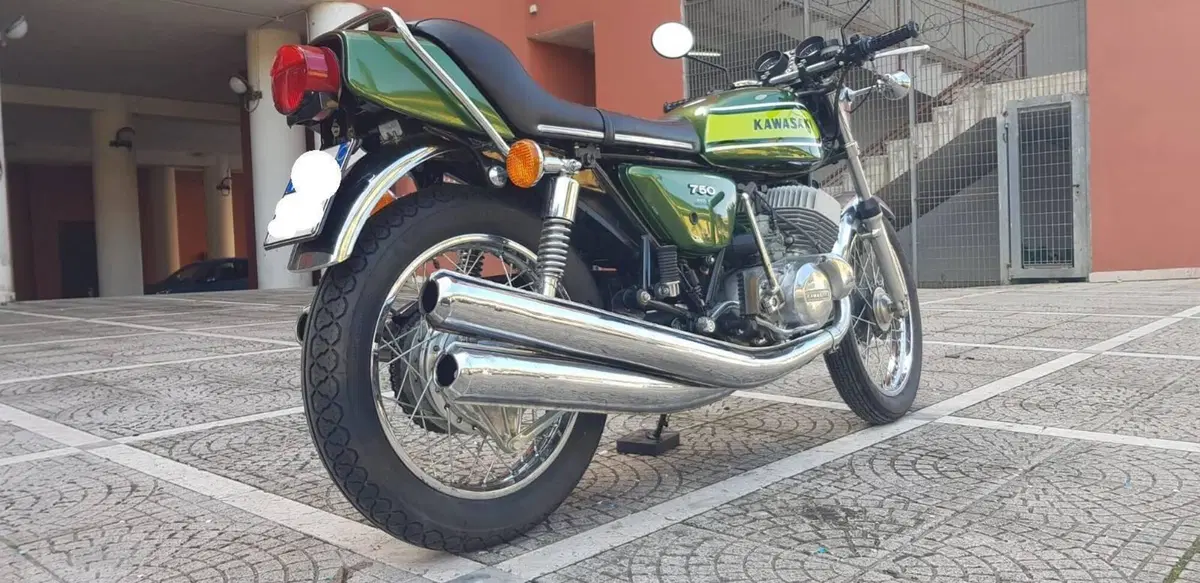 Kawasaki 750 mach IV (7)