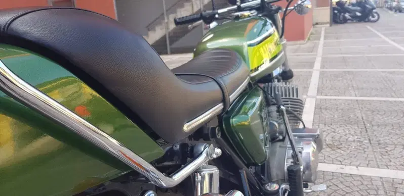 Kawasaki 750 mach IV (9)