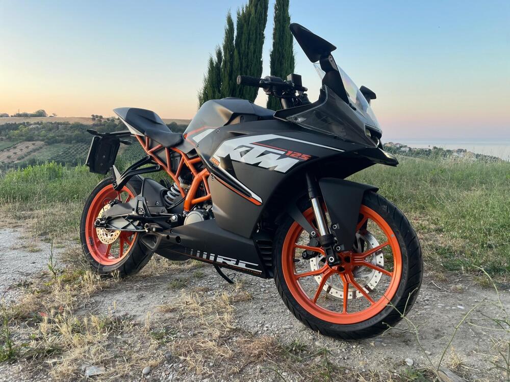 KTM RC 125 ABS (2015 - 16) (3)