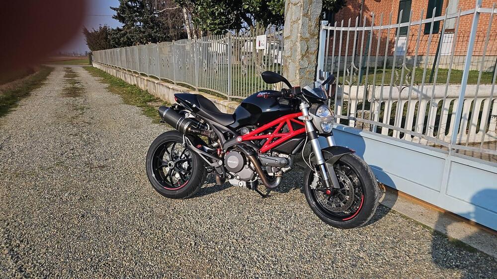 Ducati Monster 796 (2010 - 13) (2)
