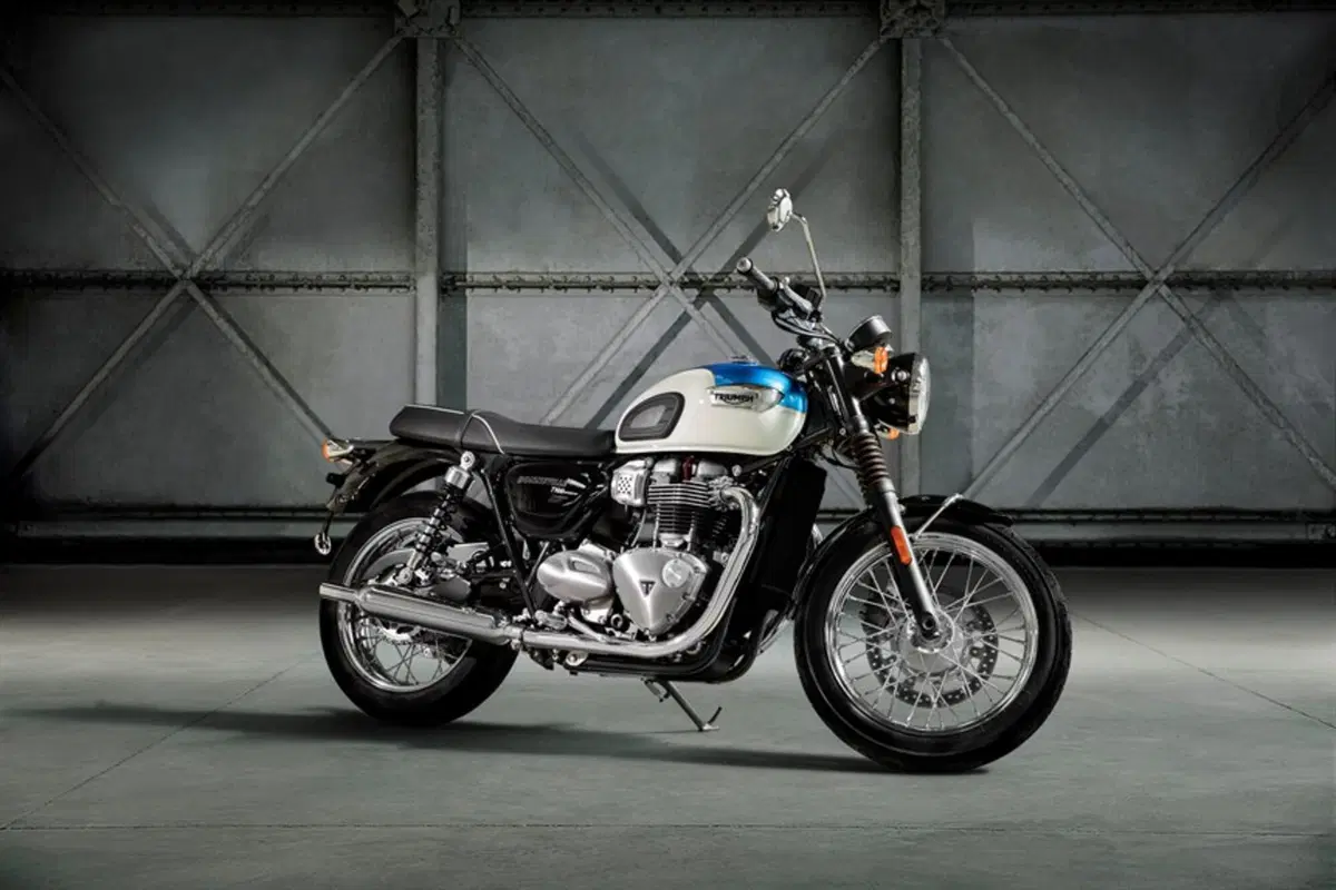 Triumph Bonneville T100 Bonneville T100 Black (2017 - 20) (6)