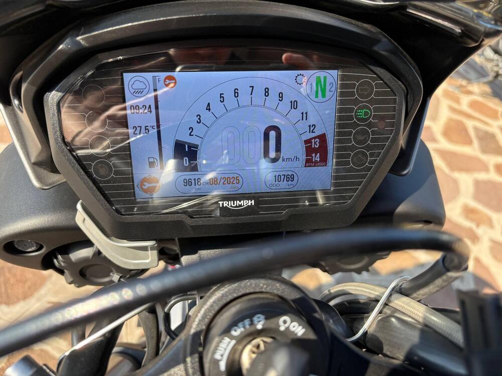 Triumph Street Triple RS (2017 - 19) (2)