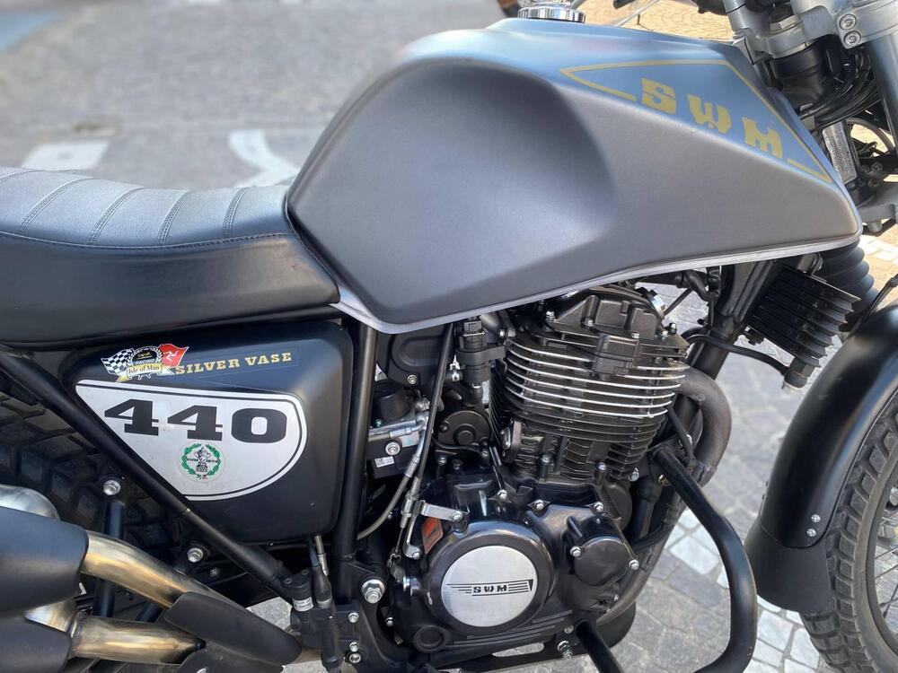 Swm Silver Vase 440 (2017 - 18) (5)