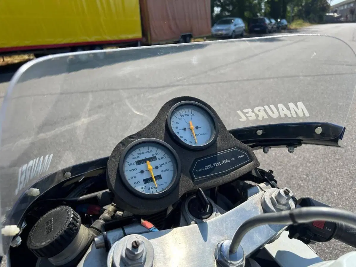 Suzuki GSX R 750 (1990) (10)