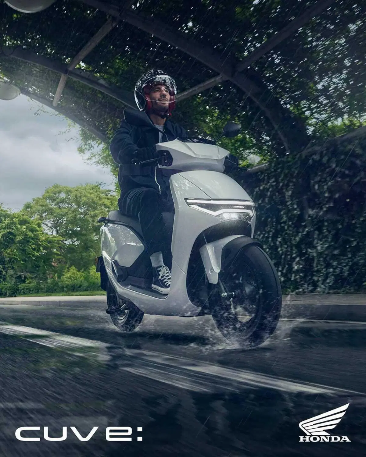 Honda CUV e: prezzo, autonomia, batterie. Ecco il nuovo scooter elettrico giapponese [GALLERY] (3)