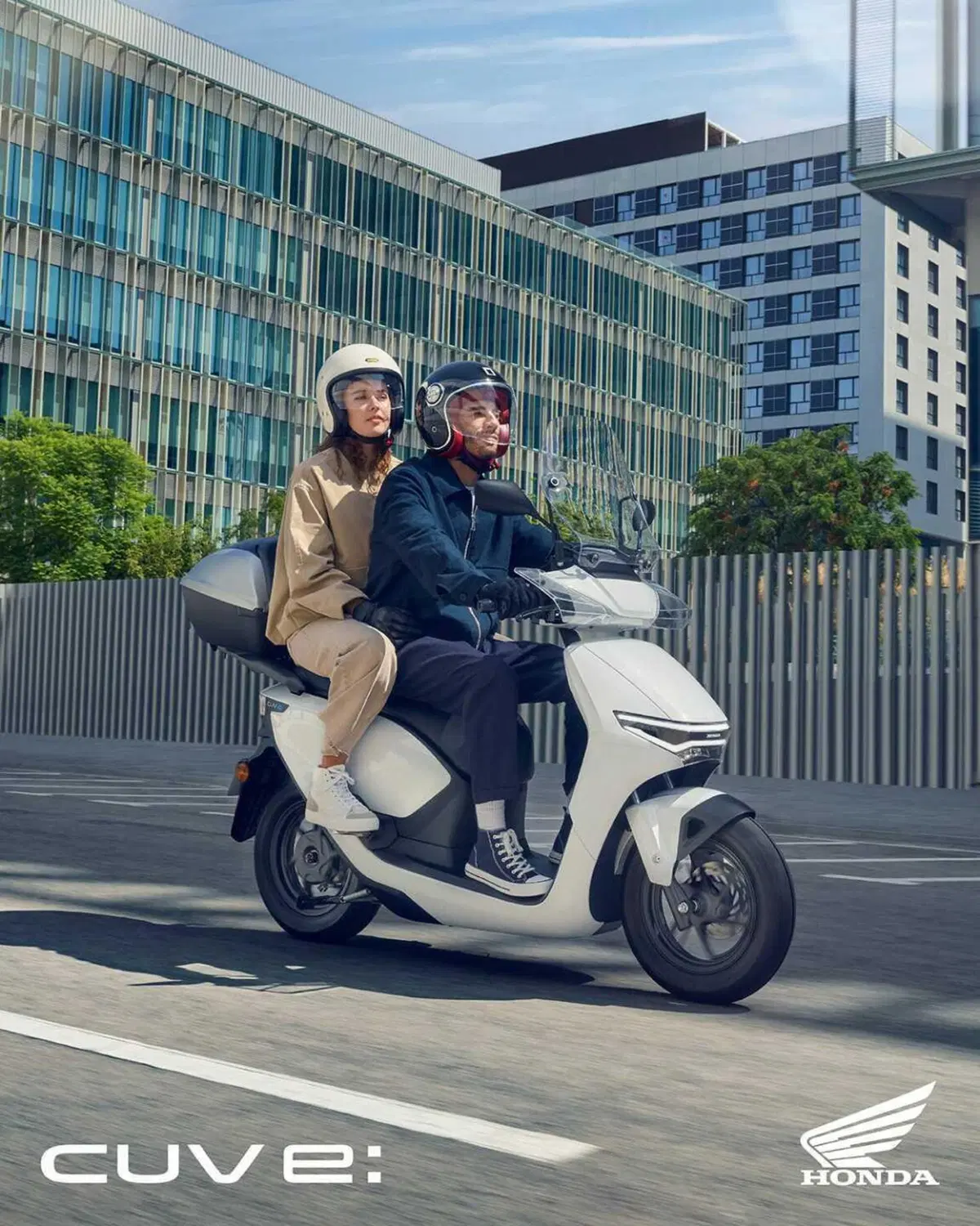 Honda CUV e: prezzo, autonomia, batterie. Ecco il nuovo scooter elettrico giapponese [GALLERY] (6)