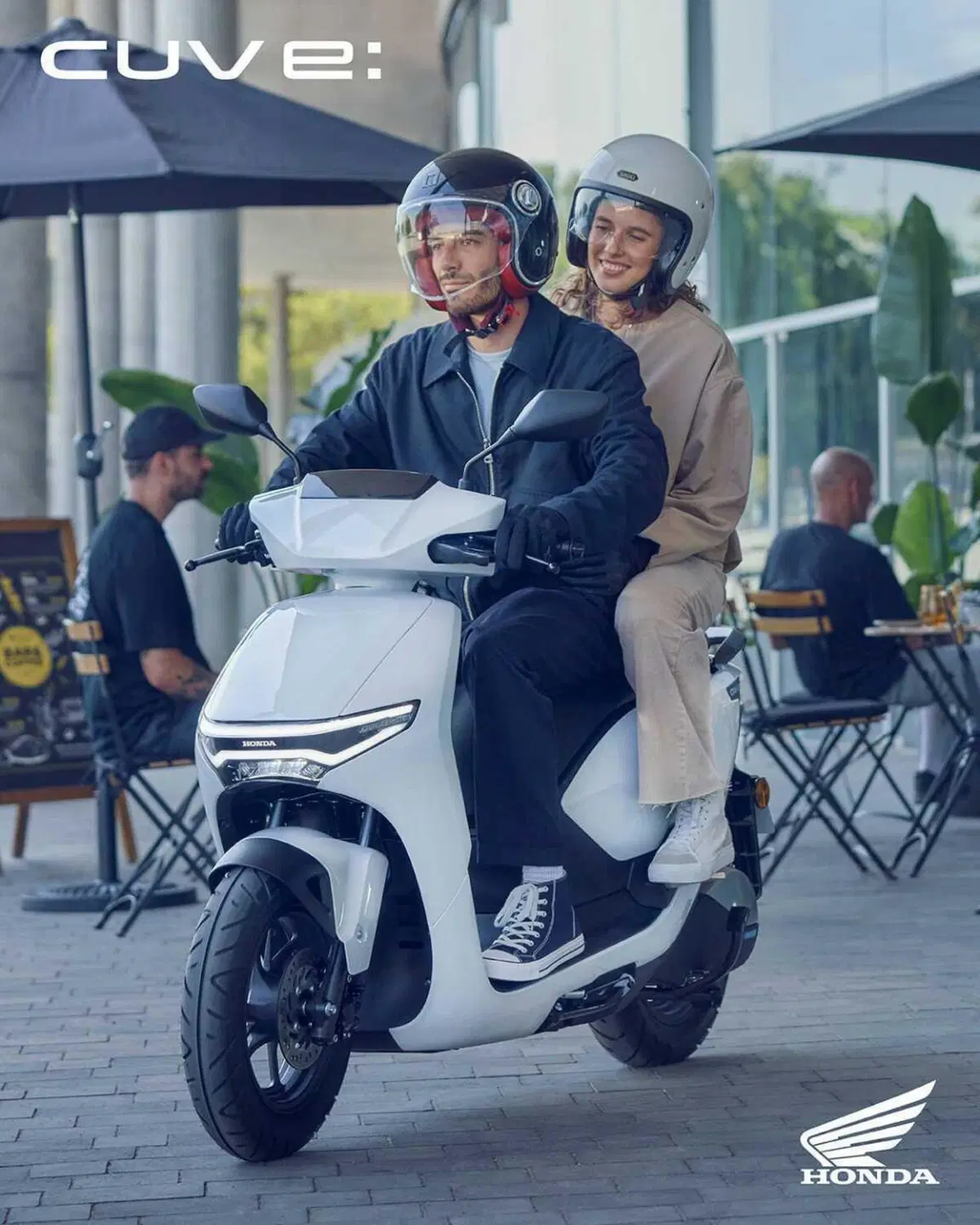 Honda CUV e: prezzo, autonomia, batterie. Ecco il nuovo scooter elettrico giapponese [GALLERY] (7)