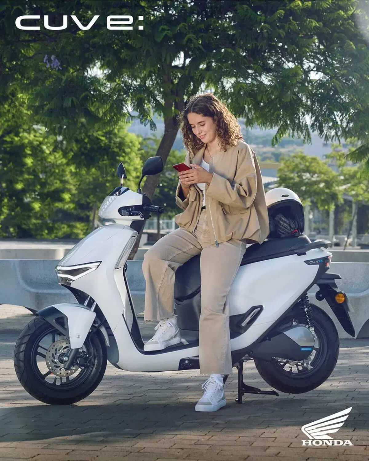 Honda CUV e: prezzo, autonomia, batterie. Ecco il nuovo scooter elettrico giapponese [GALLERY] (8)