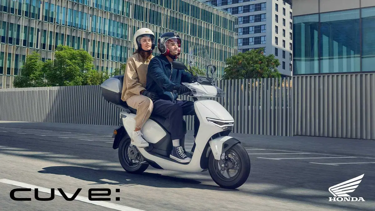 Honda CUV e: prezzo, autonomia, batterie. Ecco il nuovo scooter elettrico giapponese [GALLERY] (28)