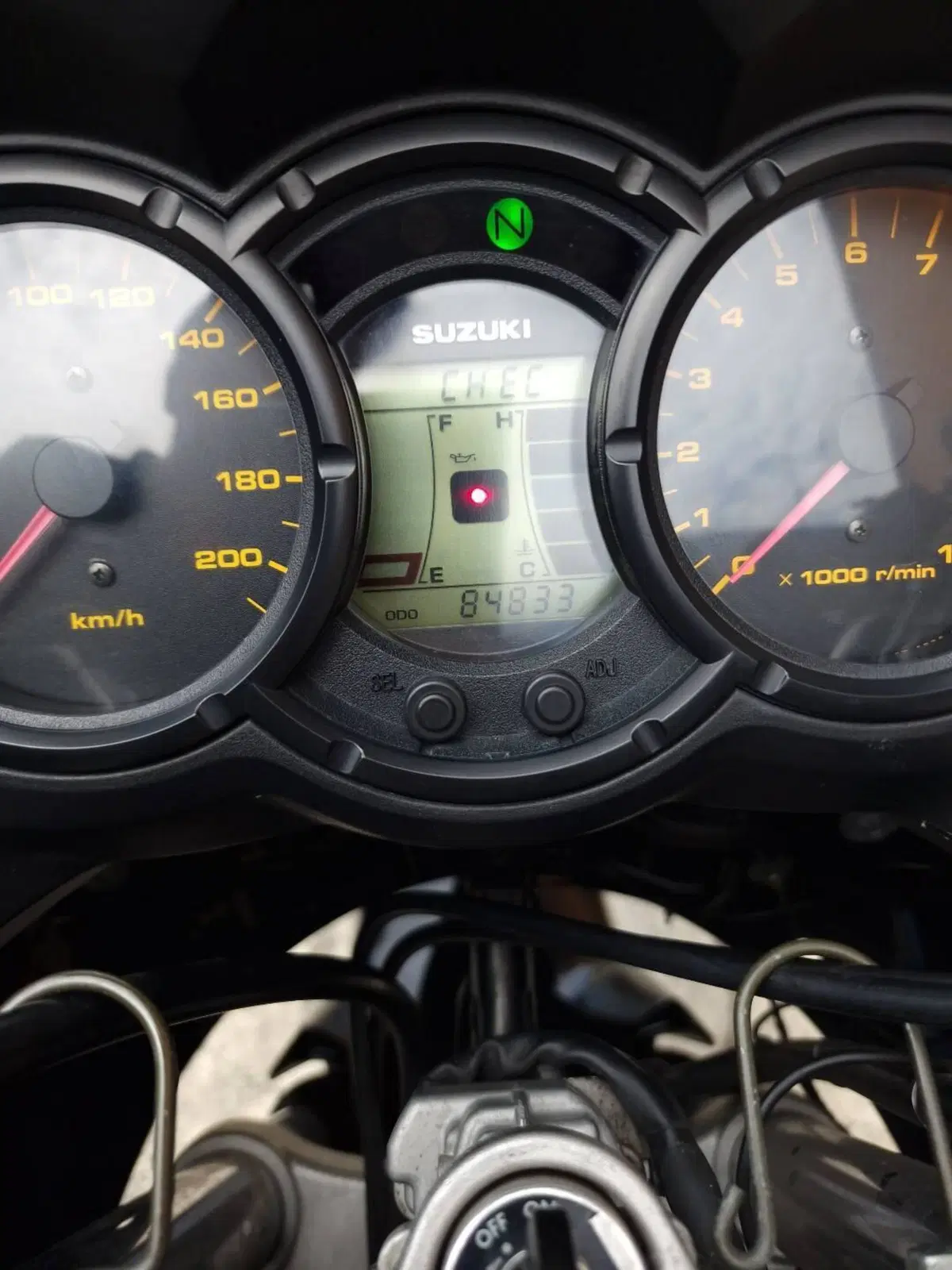 Suzuki V-Strom 650DL (2006 - 07) (12)