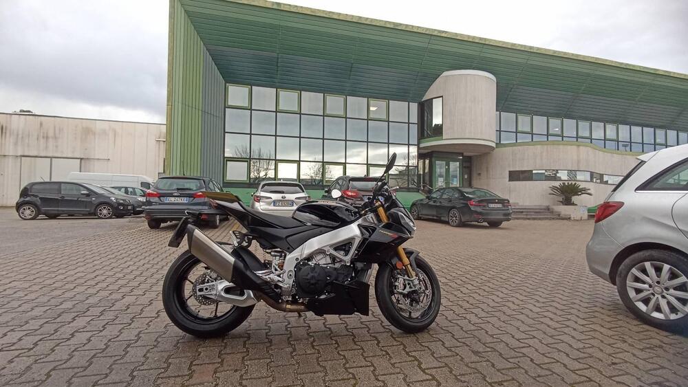 Aprilia Tuono V4 Factory (2021 - 24) (3)