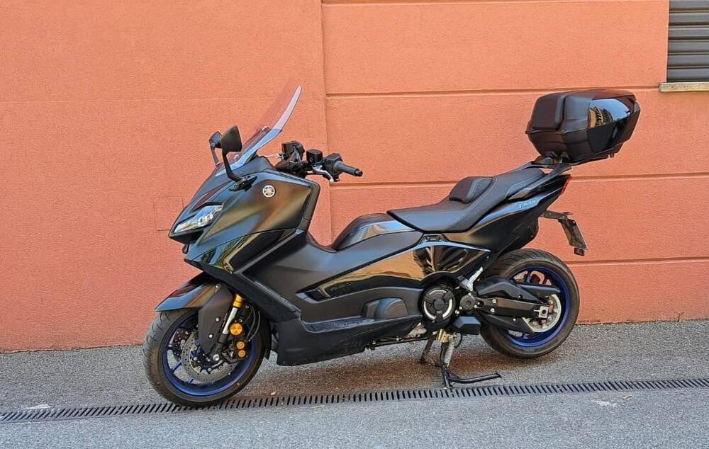 Yamaha T-Max 560 Tech Max (2022 - 24) (2)