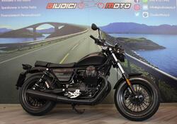 Moto Guzzi V9 Bobber (2021 - 25) usata