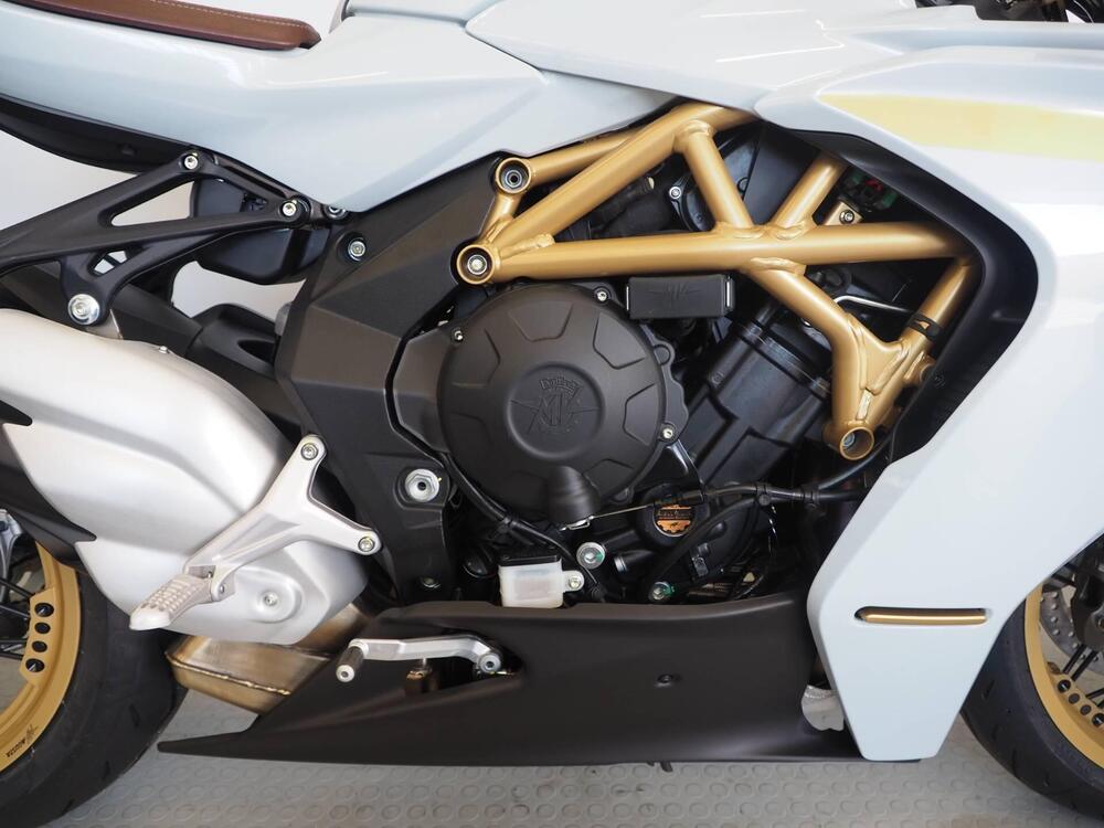 MV Agusta Superveloce 800 S (2021 - 25) (2)