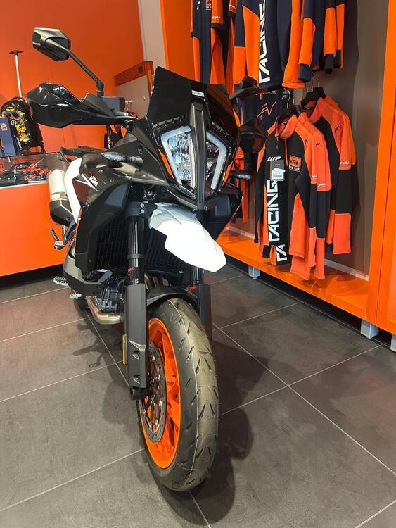 KTM 890 SMT (2023 - 26) (2)