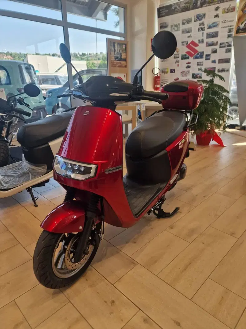 Ecooter E2 Sport (2021 - 26) (9)