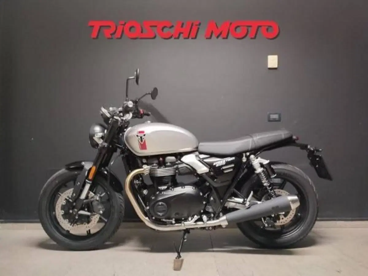 Triumph Speed Twin 900 (2025 - 26) (2)