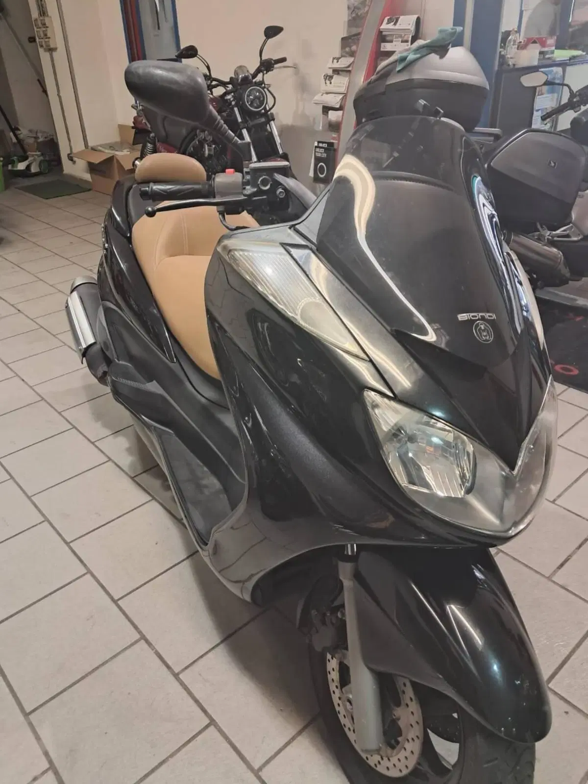 Yamaha Majesty 400 (2004 - 08)