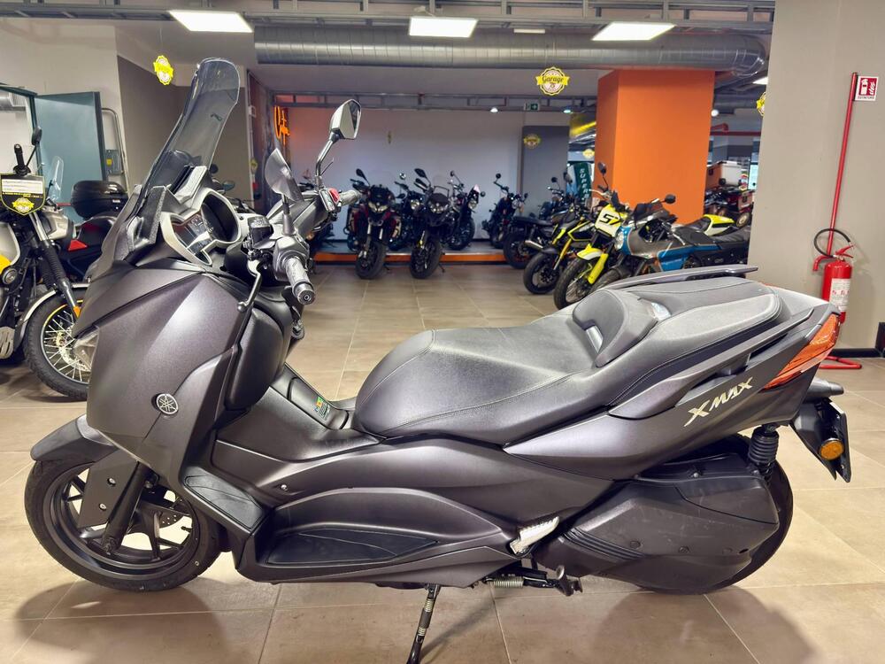 Yamaha X-Max 300 ABS (2017 - 20) (4)