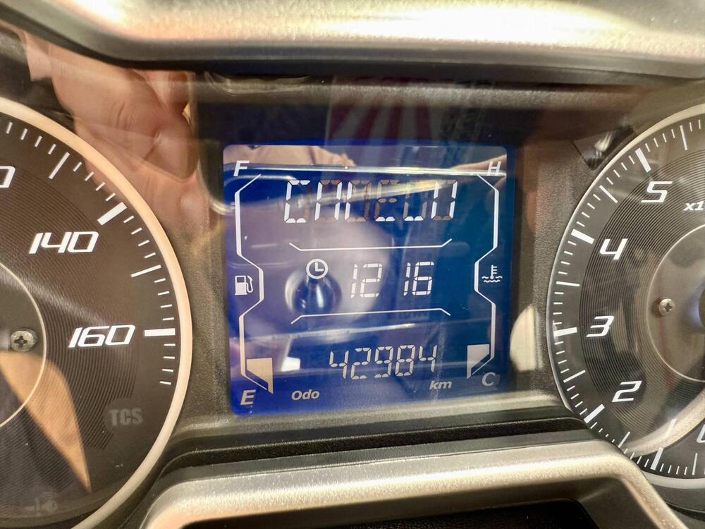 Yamaha X-Max 300 ABS (2017 - 20) (5)