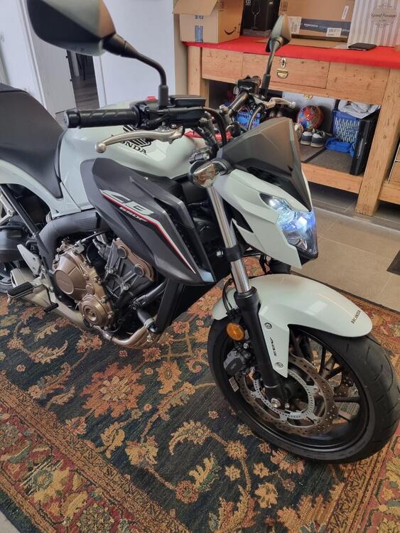 Honda CB 650 F ABS (2014 - 17) (4)