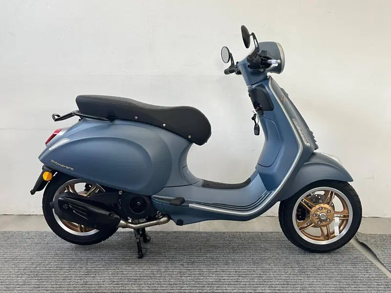 Vespa Primavera 125 Officina 8 (2026)