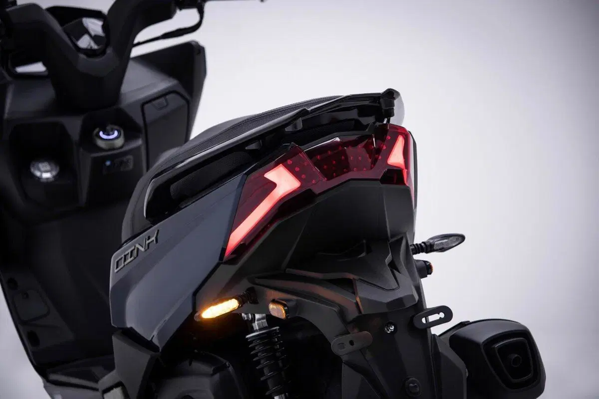 Kymco Dink 125 Flat (2023 - 26) (4)