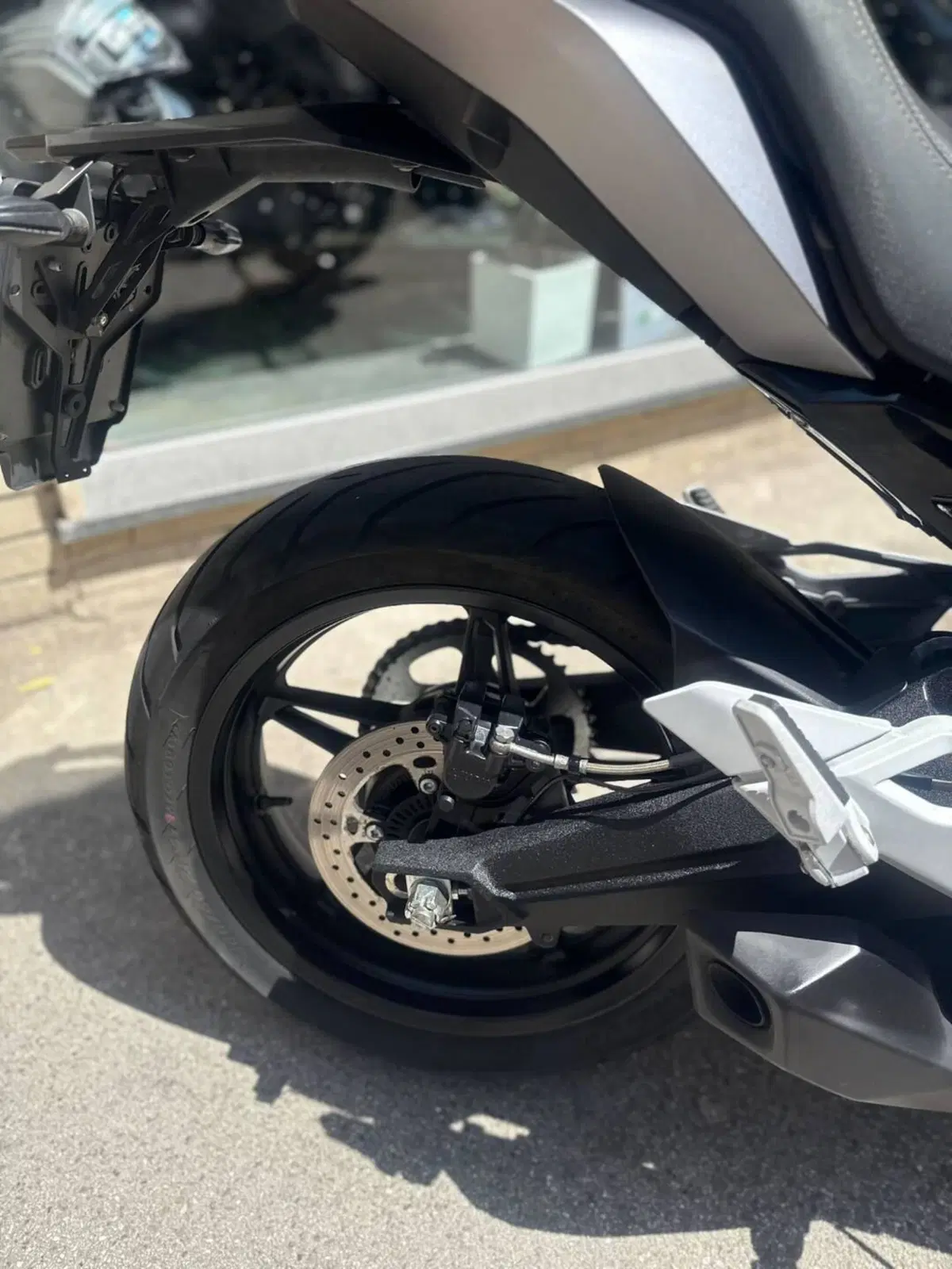 CFMOTO 650MT (2021 - 24) (6)