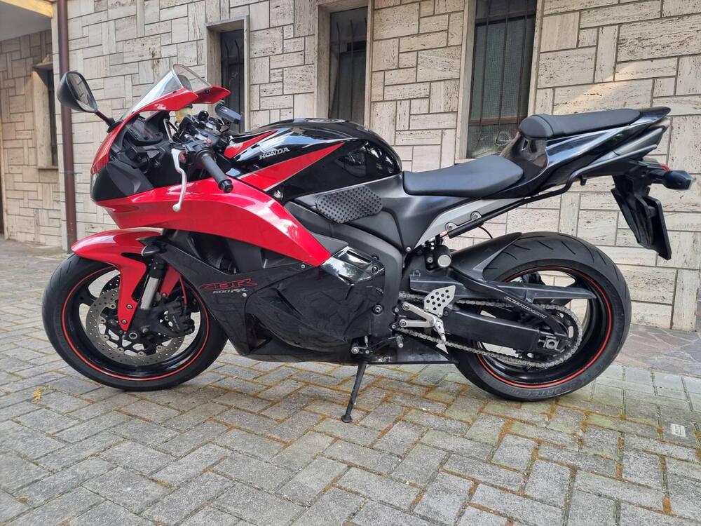 Honda CBR 600 RR (2009 - 12) (2)