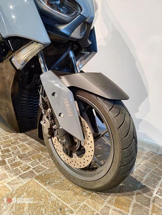 Yamaha X-Max 300 Tech Max (2021 - 24) (4)