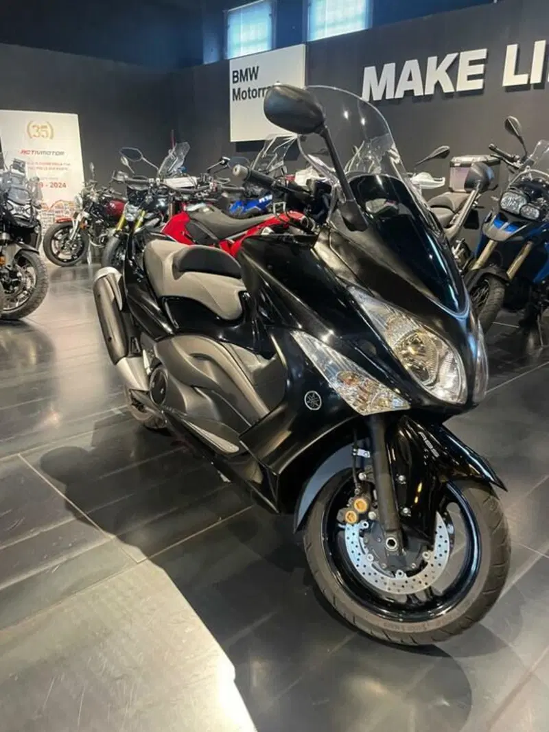 Yamaha T-Max 500 Tech Max (2011 - 13) (10)