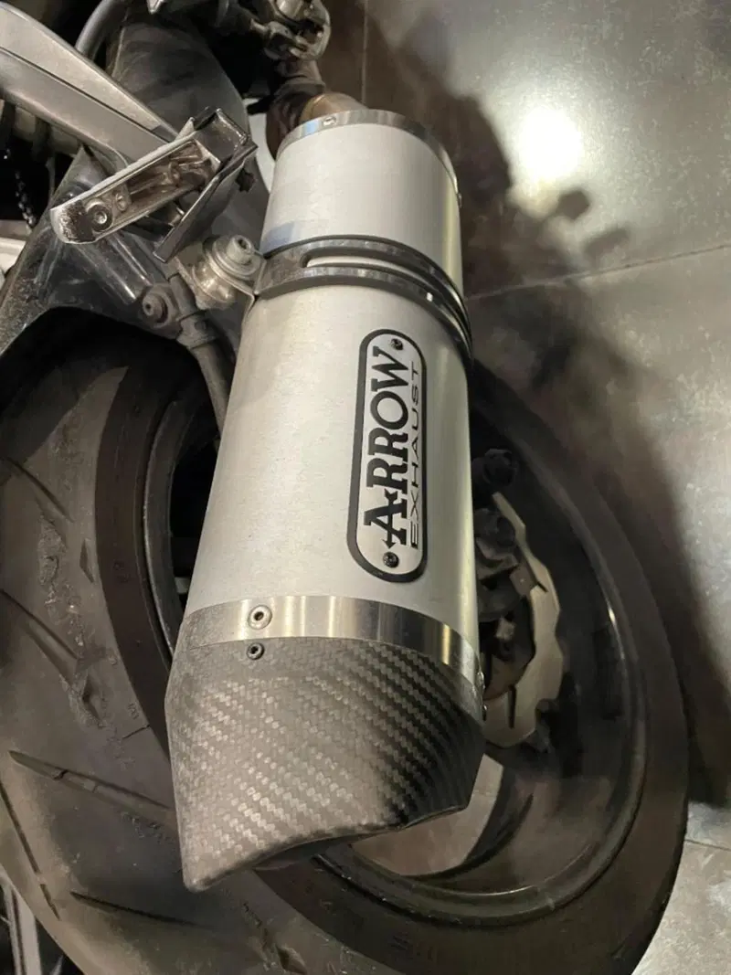 Yamaha FZ8 (2013 - 16) (5)