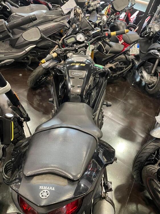 Yamaha FZ8 (2013 - 16) (4)