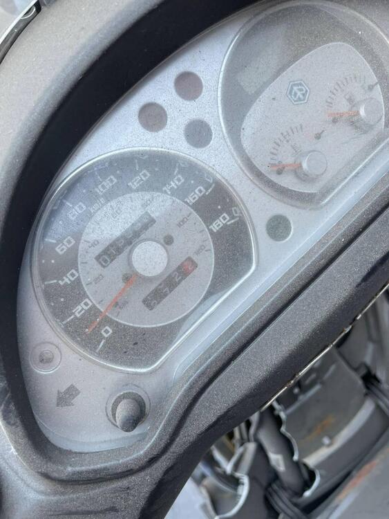 Piaggio Beverly 300 i.e. (2010 - 16) (2)