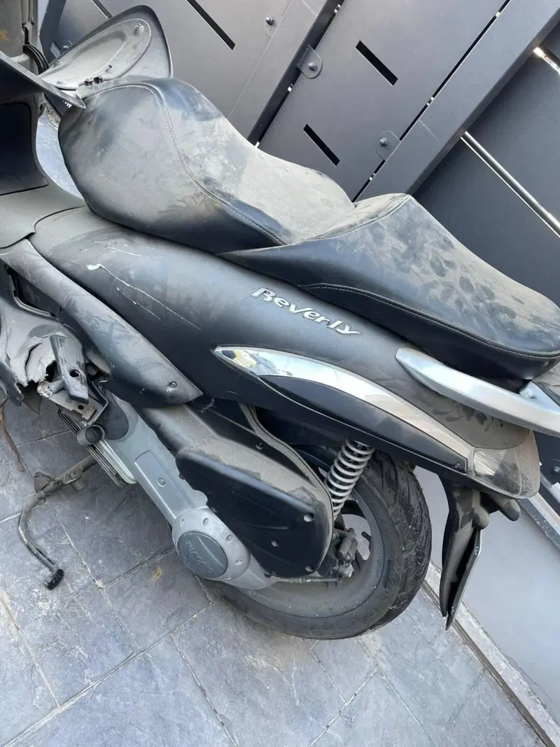 Piaggio Beverly 300 i.e. (2010 - 16) (6)