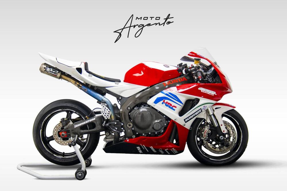 Honda CBR 1000 RR Fireblade (2006 - 07)