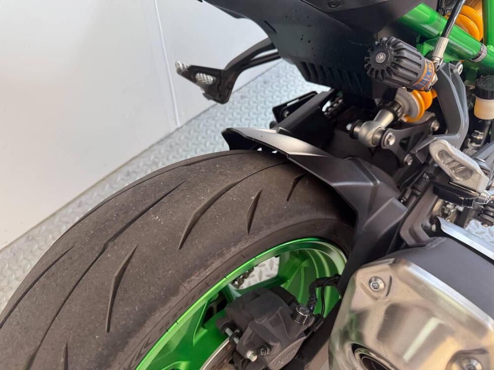 Kawasaki Z 900 SE (2025) (4)