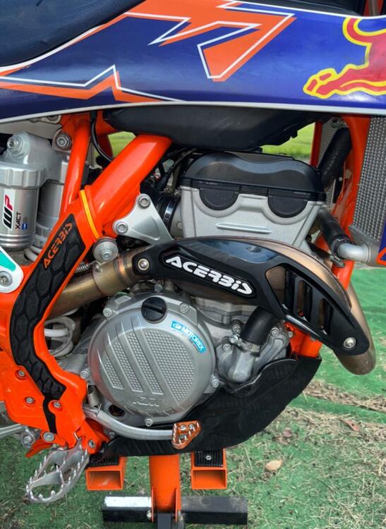 KTM 250 SX-F (2022) (2)