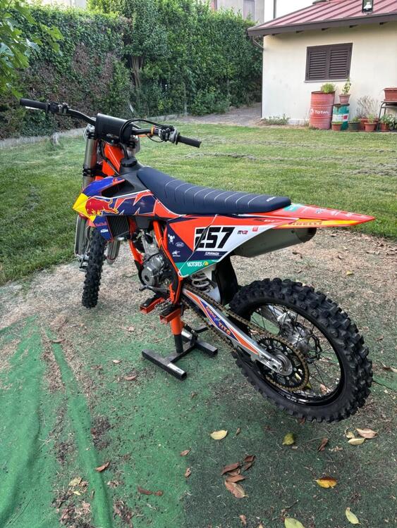 KTM 250 SX-F (2022) (3)