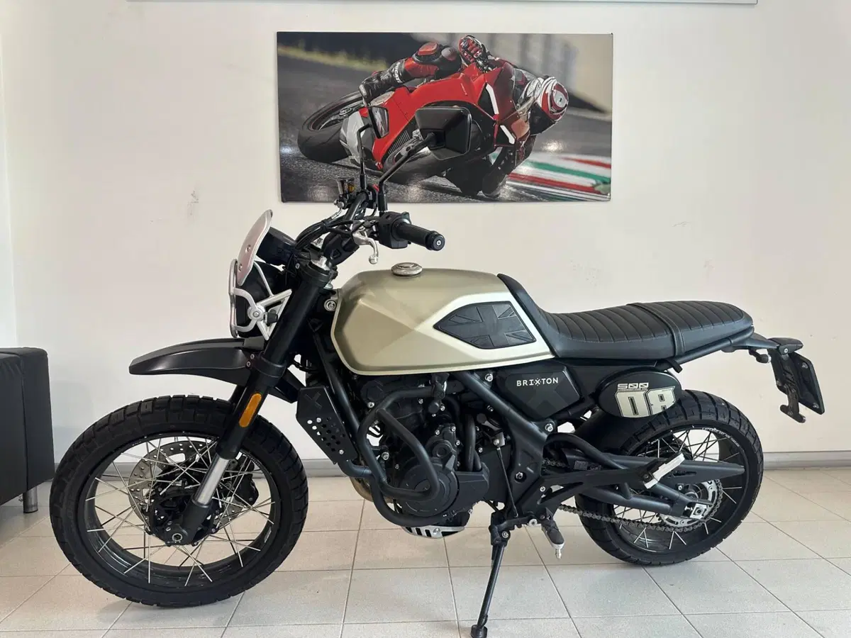 Brixton Motorcycles Crossfire 500 XC (2022 - 26) (6)