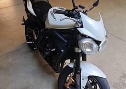 Triumph Street Triple R (2009 - 12) usata