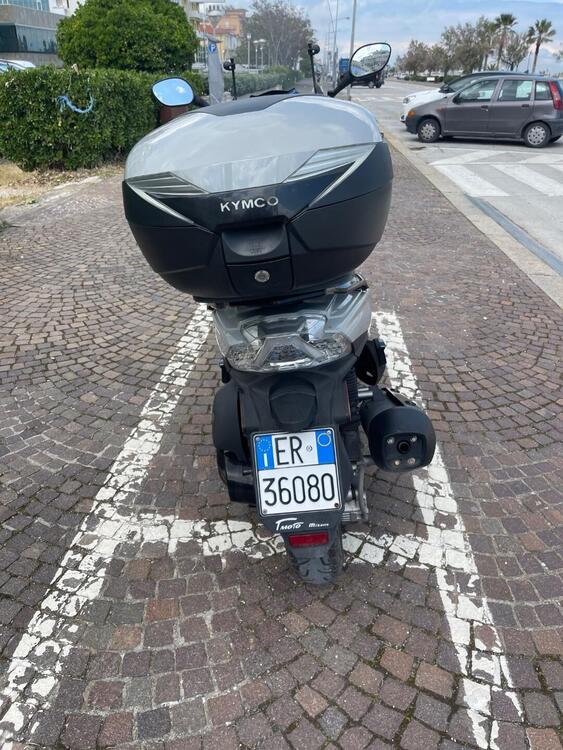 Kymco People 300i GT ABS (2016 - 20) (4)