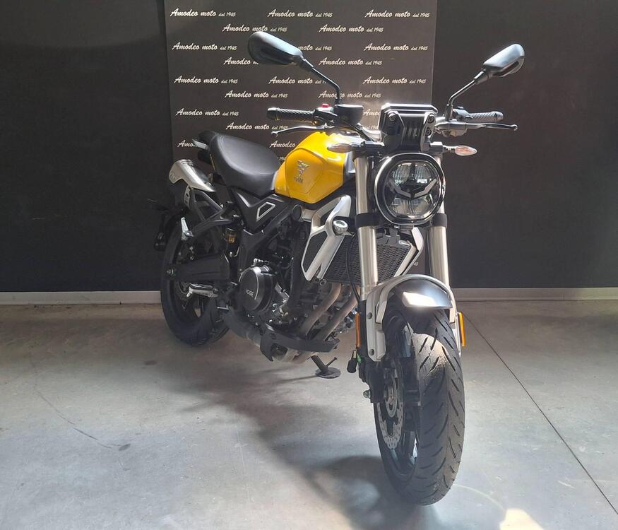 Voge Trofeo 350AC (2022 - 25) (2)